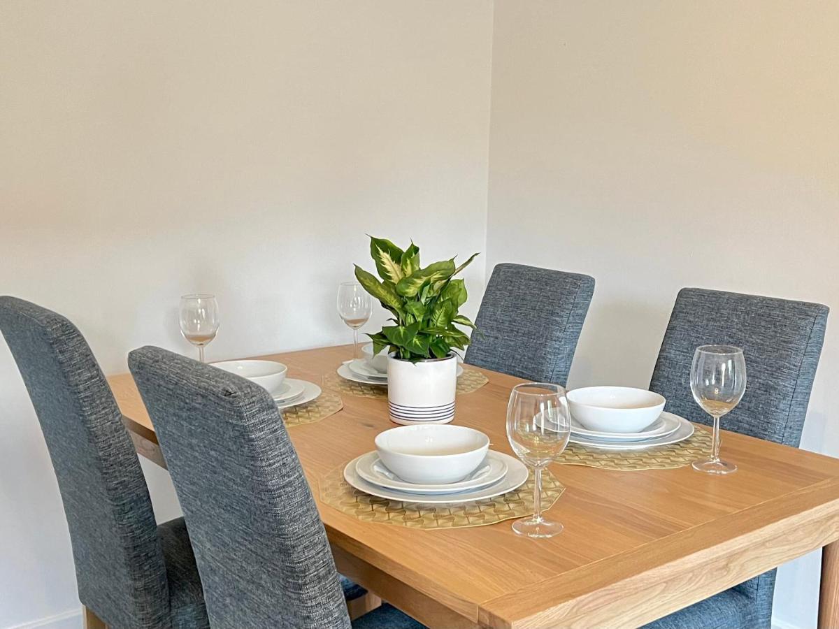 Modern 2 Bed Townhouse Just Outside City Walls With Free Private Parking York Exterior foto